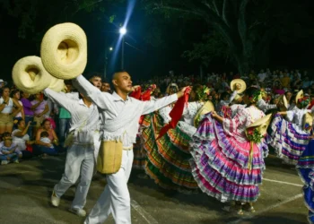 Ataco suspende sus tradicionales fiestas ante brote de fiebre amarilla