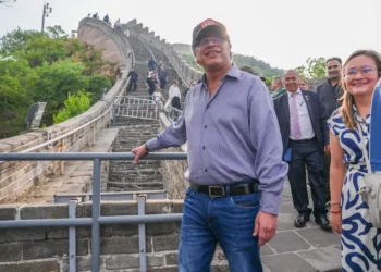 Petro viaja a China para liderar CELAC y sellar alianza de la Ruta de la Seda