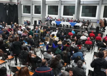 Sindicatos convocan paro nacional de 48 horas en respaldo a la reforma laboral