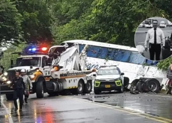 Trágico accidente en vía Armero-Lérida deja dos muertos y 17 heridos tras volcamiento de bus