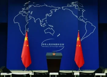 China a EE.UU.: āĀ”Esto no es una pelĆcula, dejen de bombardear instalaciones nucleares!ā