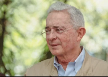 Uribe, a pocos días del fallo clave por manipulación de testigos