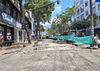Retrasos en obra del SETP afectan comercio en la carrera Quinta