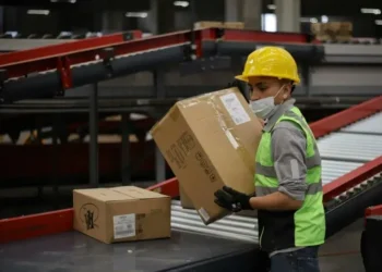 Desempleo en Colombia cae a su nivel más bajo desde 2017