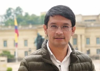 Duque y Romero cruzan señalamientos por pobreza en Colombia: ¿Quién tiene la razón?