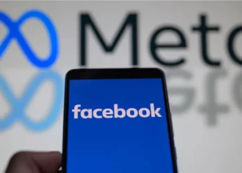 Facebook sufre caída global que afecta a miles de usuarios este 11 de agosto