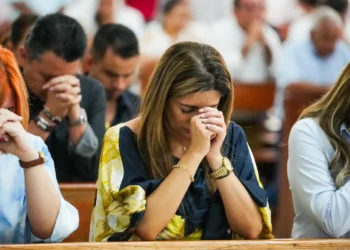 Gobernadora del Tolima llama a la unidad nacional en misa por el senador Miguel Uribe Turbay