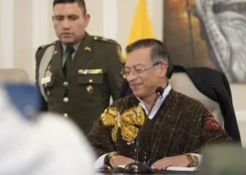 Petro descarta reelección y aclara su postura sobre la crisis en Venezuela