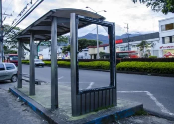 44 de 48 paraderos en Ibagué están vandalizados o en pésimo estado