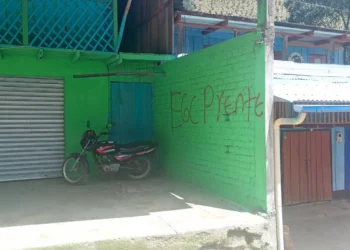 Grafitis de EGC generan alerta en corregimiento rural de Ibagué