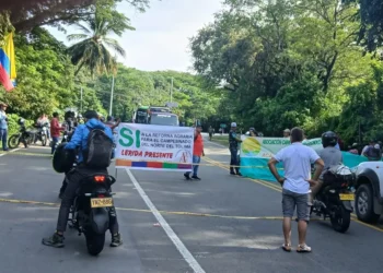 Bloqueo indefinido en la vía Líbano-Armero-Lérida por reclamo agrario