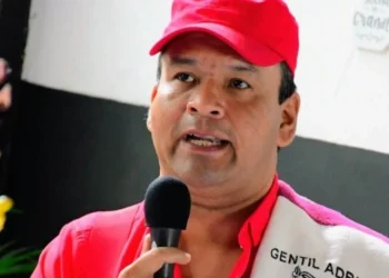 Exalcalde de Melgar imputado por contratos escolares irregulares