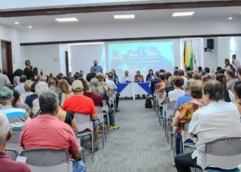 Alcaldía de Ibagué logra acuerdos para mejorar entrega de medicamentos de Famisanar