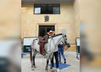 Concejal de Ibagué recorrió la ciudad a caballo en Día sin carro