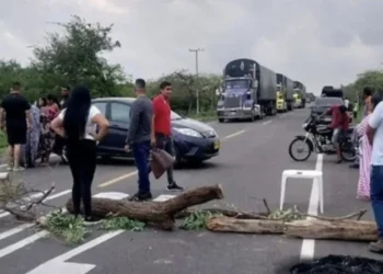 Bloqueo en Venadillo por reclamos a Celsia