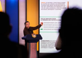 Petro cuestiona mapa global del conflicto y abre pugna sobre la geografía real