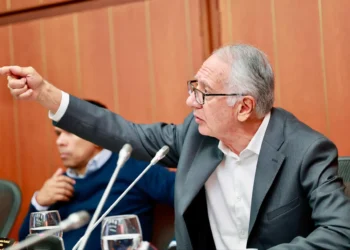 Ministro Jaramillo acusa a EPS y al Congreso de sabotear la Reforma a la Salud