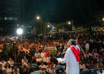 Petro afirma que “barrería” si existiera reelección presidencial