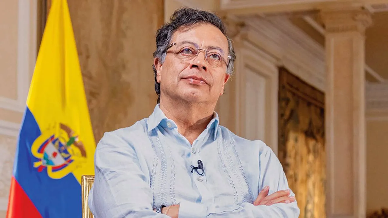 Gustavo Petro adelanta un aumento superior a la inflación
