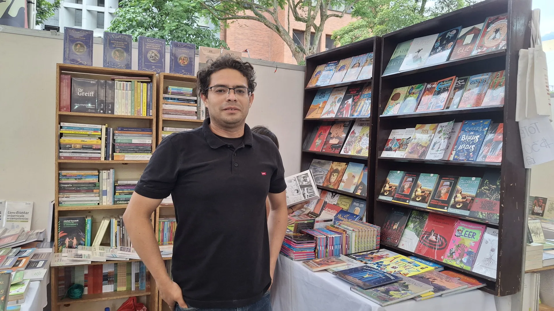 Universitaria Libros Destacó Oferta Editorial en la FILT 2025