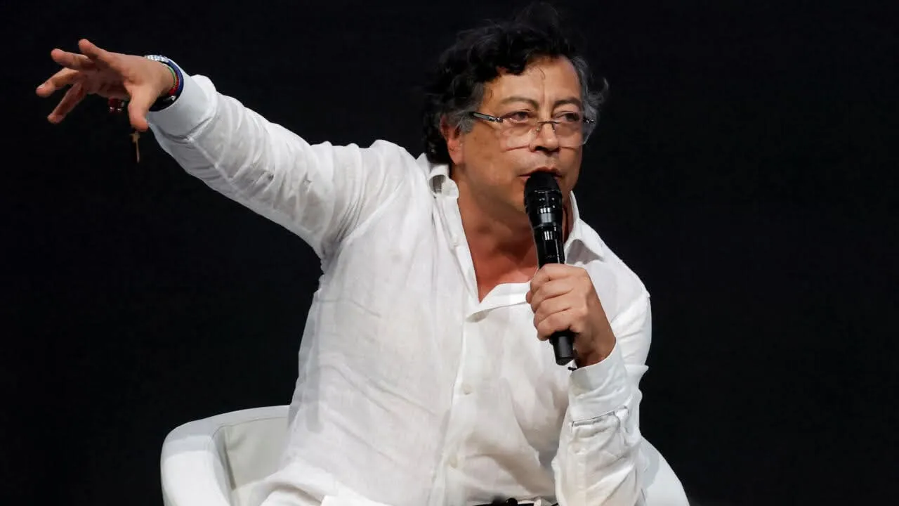 Petro rechaza como “falsos” los señalamientos por nexos con disidencias