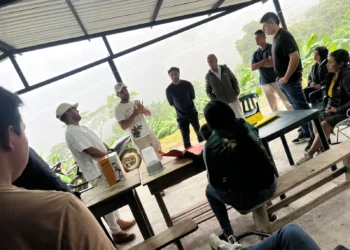 Gobernación fortalece a jóvenes caficultores de APCEAR para competir en mercados globales