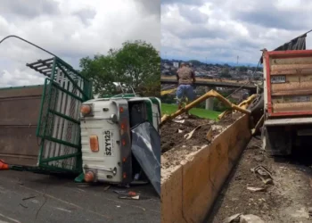 Choque múltiple en el puente helicoidal de Calarcá provoca incendio y cierre vial
