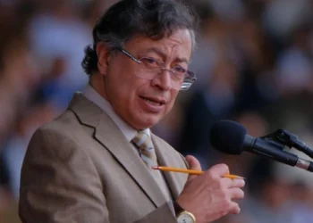 Presidente Petro exige respuestas tras asesinato de Julián Arenas en Chaparral