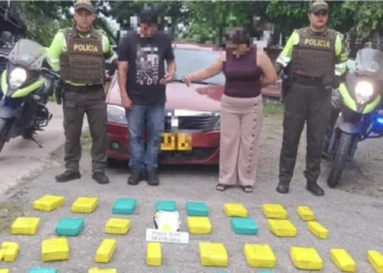 Capturan a dos hombres con 46 kilos de base de coca en Saldaña