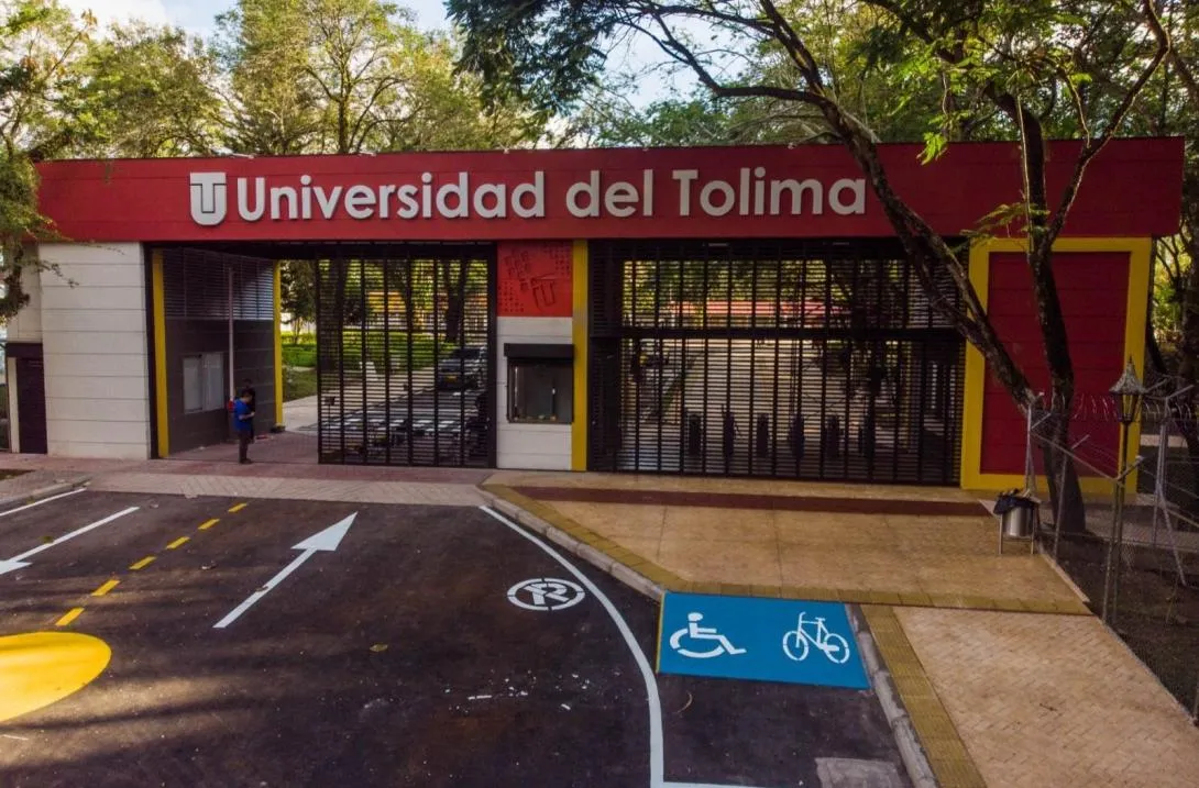 Tribunal Superior anula sanción contra vicerrector de la UT al no hallarse desacato