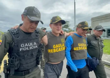 Rescatan con vida a Miguel Ayala, hijo de Giovanny Ayala