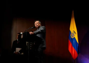 Petro activa emergencia económica por 30 días