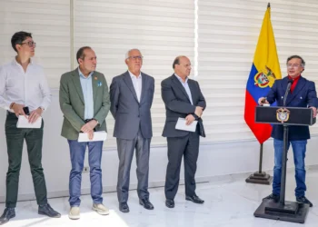 Ministro Ávila Desmiente Rumores sobre Aumento del Impuesto 4×1.000