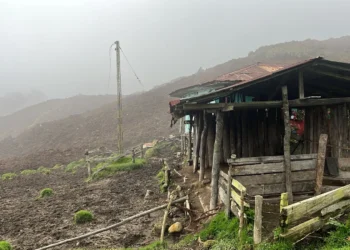 Evacúan veredas de Villahermosa por riesgo inminente