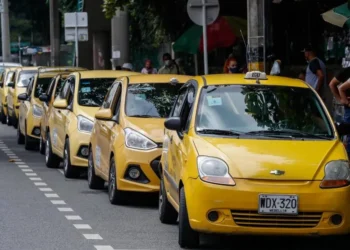 El transporte en Colombia se encarece: Así operarán las nuevas tarifas de taxi en 2026