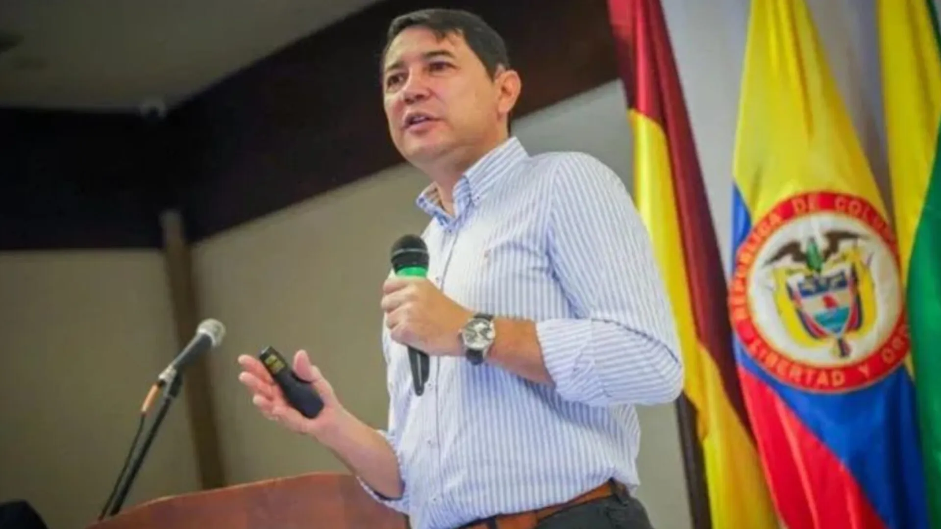 Procuraduría destituye e inhabilita a exalcalde de Ibagué