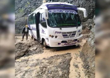 Roncesvalles clama por vías dignas ante el abandono estatal