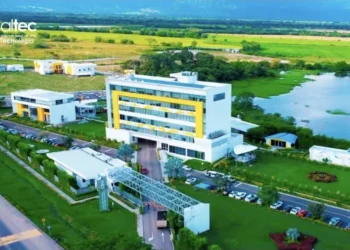 Clinaltec rechaza señalamientos y defiende su trayectoria en la atención oncológica