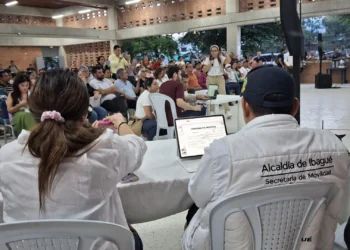 Comunidad conoce detalles de la rehabilitación vial hacia El Salado en Ibagué