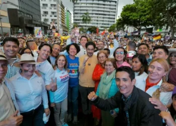 Liberales y Alternativos se alinean con Cepeda