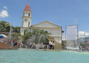 Melgar reabre al turismo tras superar emergencias por lluvias