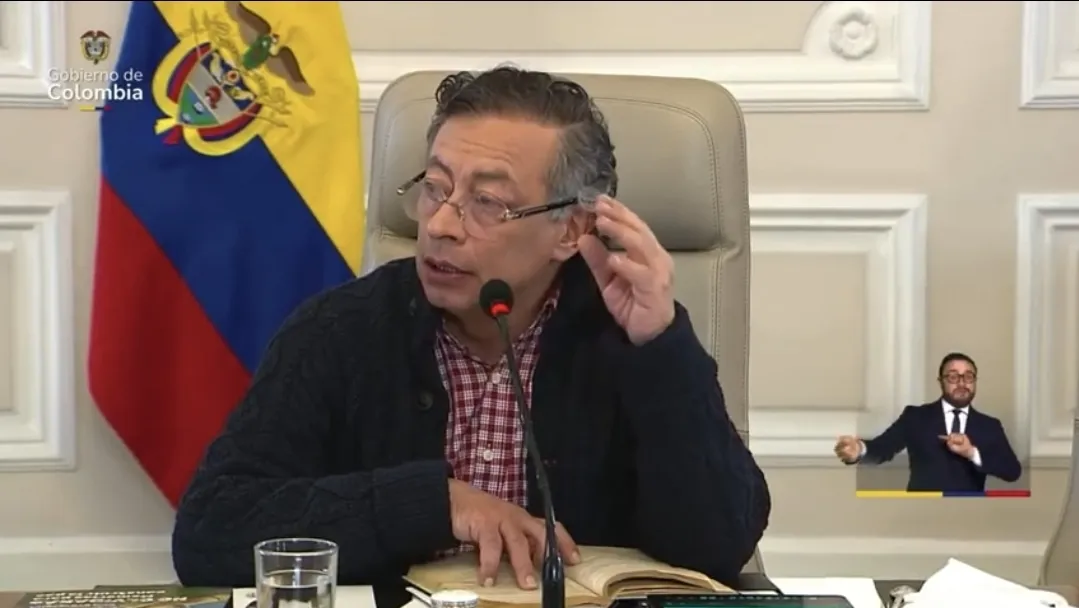 Petro aterriza en Ibagué y desata tormenta política a días de elecciones