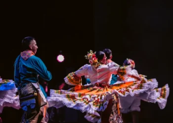 Bogotá se rindió ante el folclor: espectacular lanzamiento del Festival Folclórico Colombiano