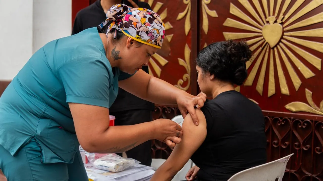 Ibagué refuerza vacunación contra fiebre amarilla durante el Mundial