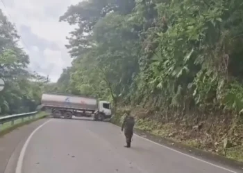 Operativo militar en Tadó: hallan carrotanque sospechoso en la vía Chocó-Pereira