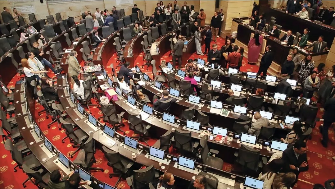 Nueva Cámara inicia con mayorías divididas
