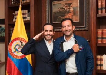 Polémica por el nuevo director de la UNP tras revivir trinos contra periodistas
