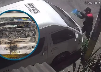 Buseta escolar fue incendiada este lunes en la madrugada en Ibagué: buscan identificar al responsable