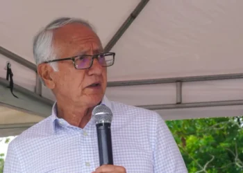 Jaramillo vuelve al Tolima con agenda hospitalaria en medio de rumores políticos