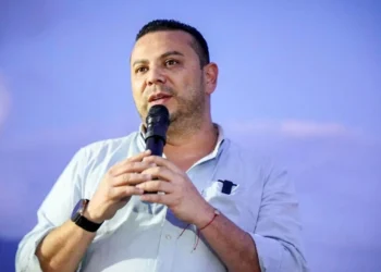 Alexander Castro mantiene abierta la puerta a la Alcaldía de Ibagué